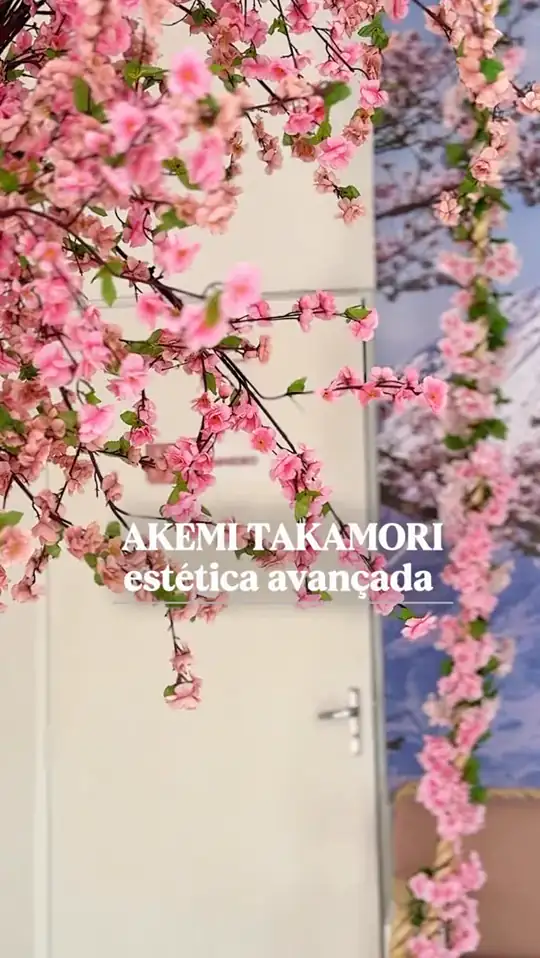 Publicação oficial da Clínica Akemi Takamori apresentando a Casa Rosa